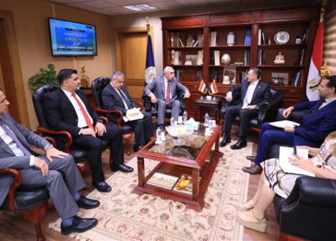 وزير السياحة والآثار يستقبل سفير العراق بالقاهرة لبحث تعزيز التعاون المشترك