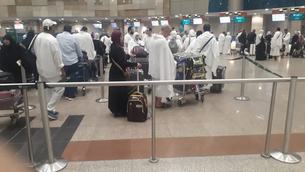  وزارة السياحة: وصول جميع حجاج السياحة المصريين إلى الأراضي المقدسة