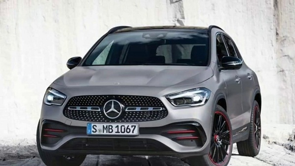      2021 GLA   