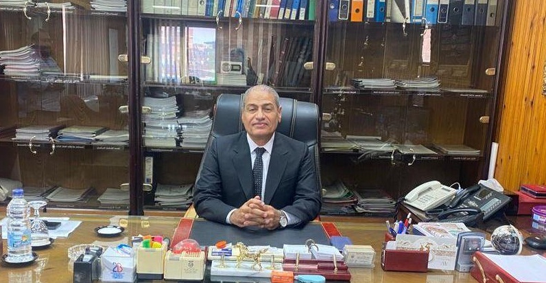 رئيس كهرباء شمال القاهرة يفصل اثنين من العاملين بسبب التلاعب بمحاضر السرقات