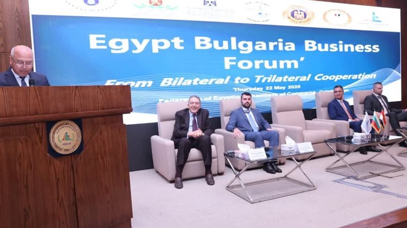 كامل الوزير: استثمار 2 تريليون جنيه لتطوير قطاع النقل المصرى