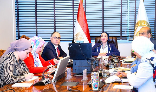  وزيرة البيئة ونظيرتها الفرنسية تناقشان تعزيز ملف مواجهة التلوث البلاستيكي