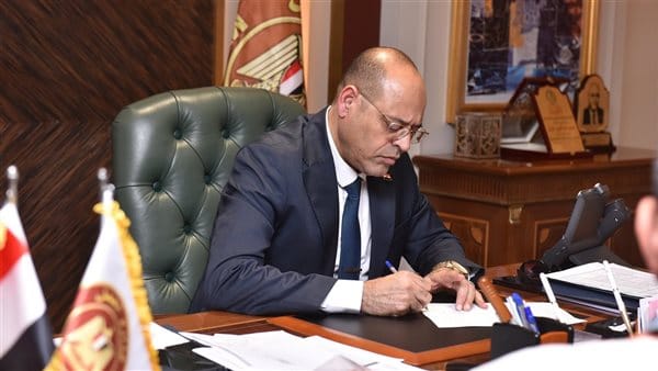 وزير العمل يعتمد صرف مليون و640 ألف جنيه رعاية اجتماعية وتعويضات لعمالة غير منتظمة