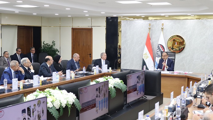   : 61     30%     14.4  